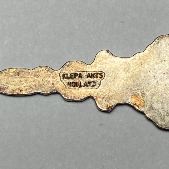 Florida Palm Tree ST Augustine, FLA Lady on Beach 4 3/4” Souvenir Spoons Klepa - Picture 9 of 10